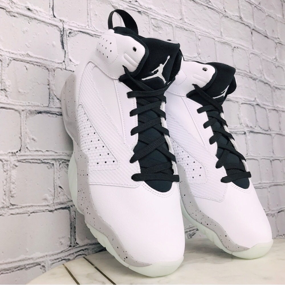 Jordan Lift Off Men’s White Athletic Basketball Sneakers AR4430-101 NEW